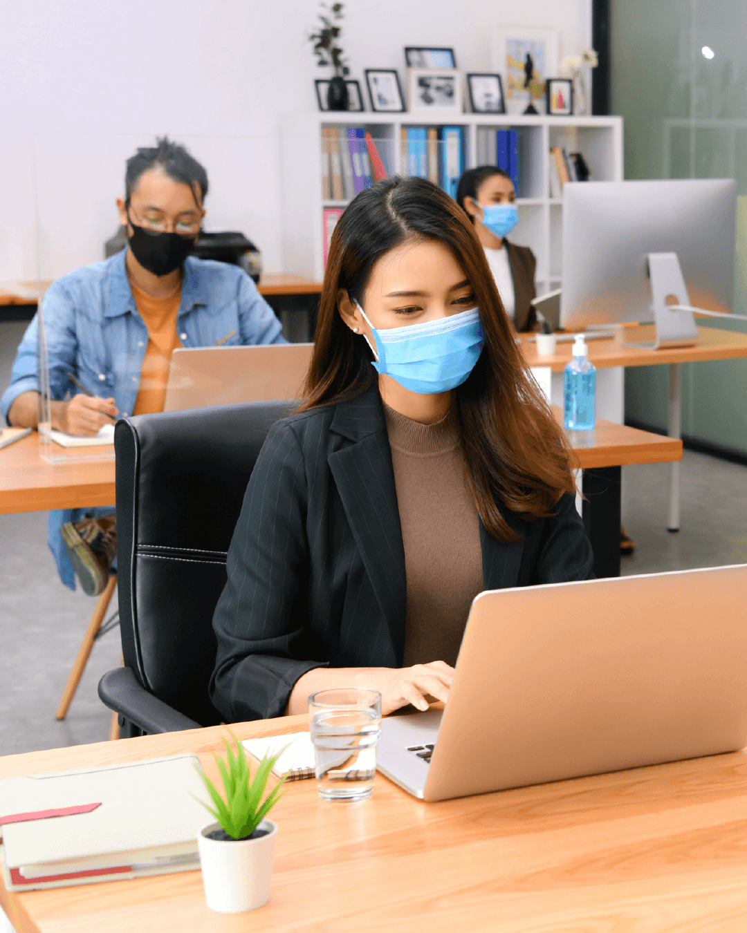 Indoor air conditions measured by the uHoo Virus Index